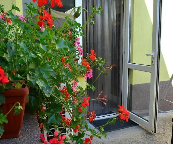 къща славяни Maison d'hôtes 3*